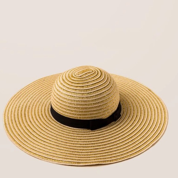 Accessories - Sun Hat Vacation Ready, Floppy Wide Brim Trendy